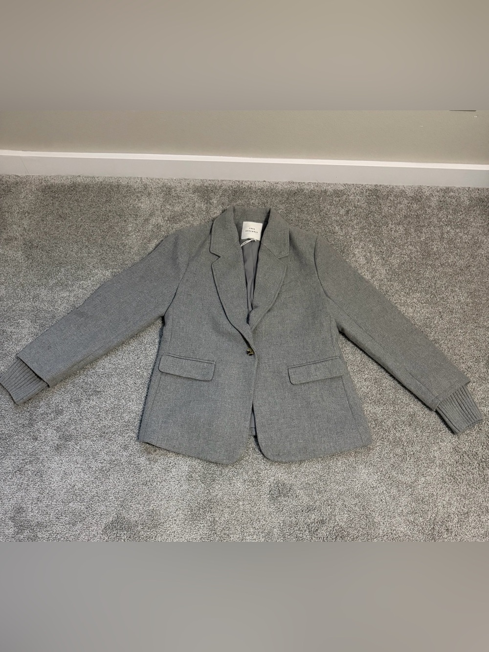 Tailored Light Gray Single-Button Blazer Jacket
